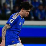 Alessandro Bastoni con la maglia dell'Italia