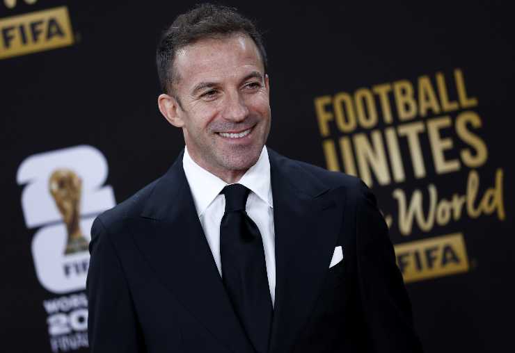 Alessandro Del Piero sorride