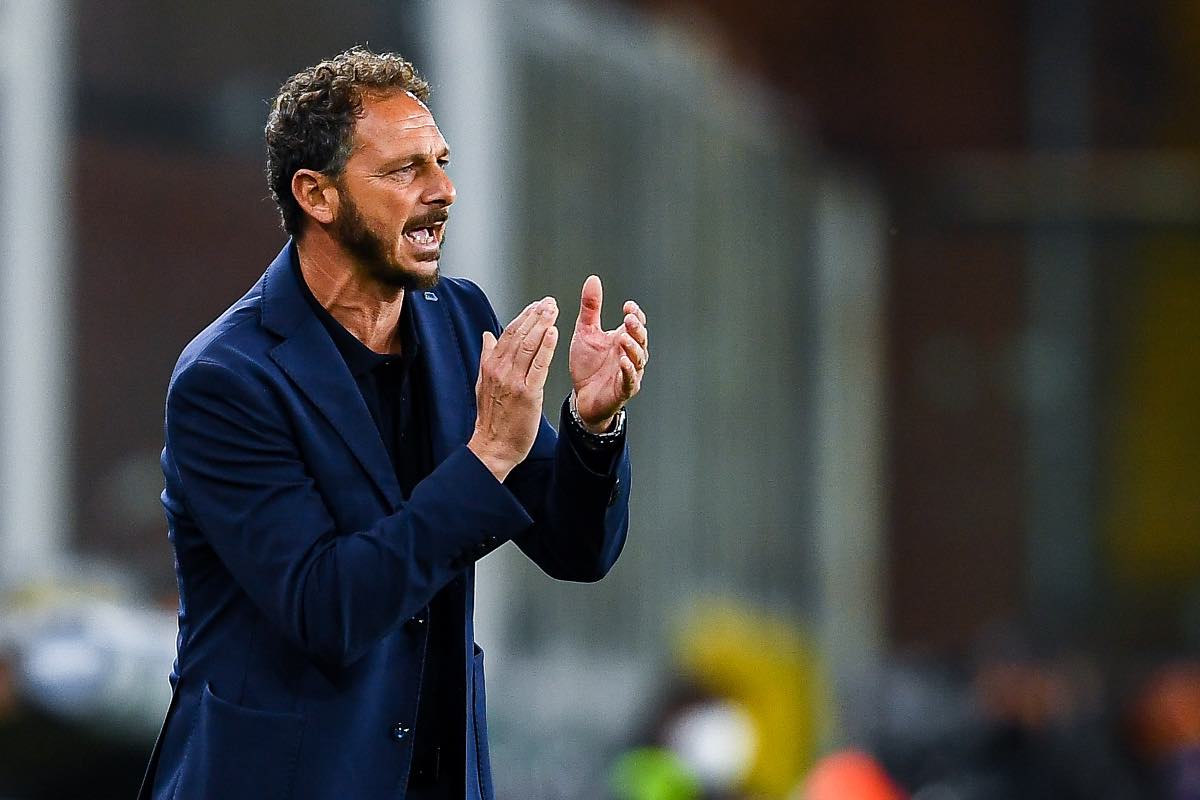 Andrea Tarozzi durante Sampdoria-Spezia nei panni di vice-allenatore di D’Aversa nei blucerchiati (2021)