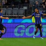 Diouf esulta dopo un gol