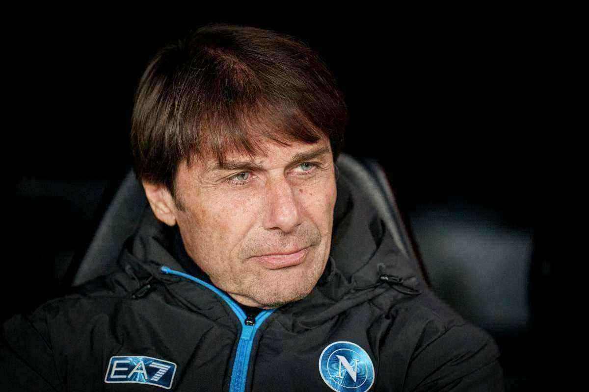 Napoli, Conte verso la Nazionale: il sostituto arriva dalla Premier, colpo di ADL