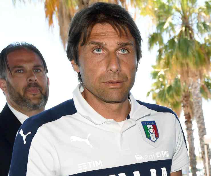 Antonio Conte in primo piano