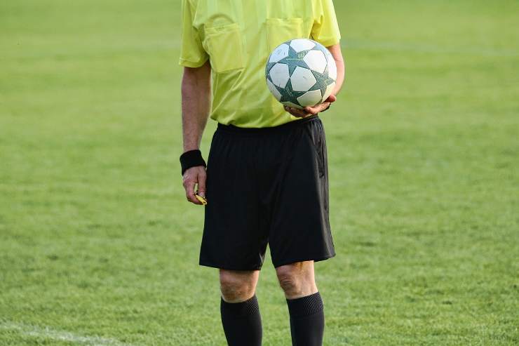 un Arbitro