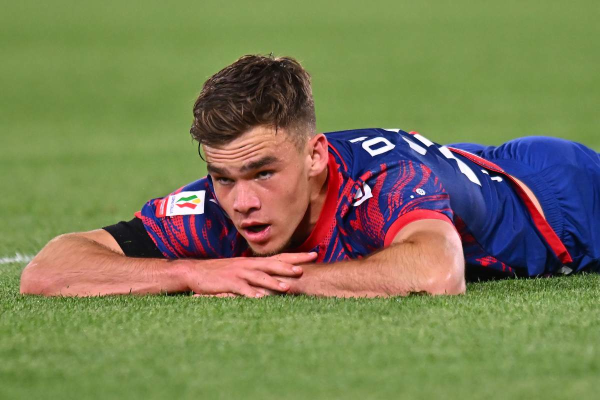 Thijs Dallinga con la maglia del Bologna