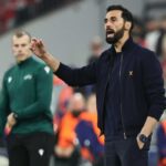 Alvaro Arbeloa dà indicazioni dalla panchina