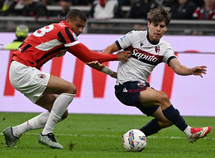 Benjamin Dominguez in dribbling contro il Milan