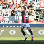 Bernardeschi esulta dopo il gol