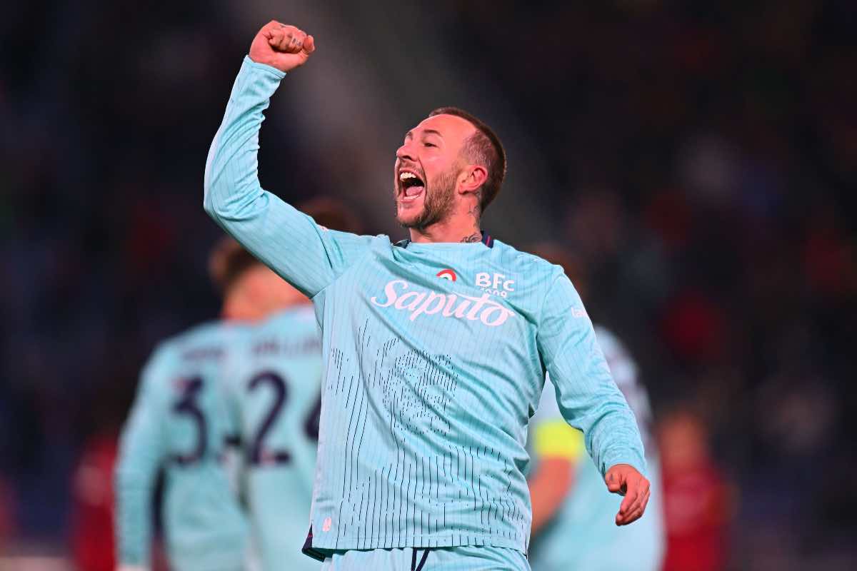 Bernardeschi esulta dopo il gol in Bologna-Salisburgo di Europa League