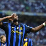 Bisseck esulta dopo un gol