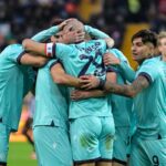 Il Bologna festeggia dopo la vittoria contro L’Udinese