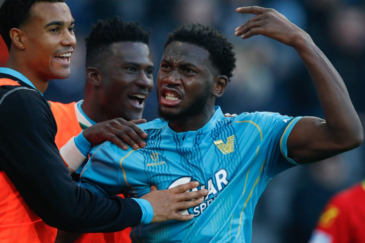 Fali Candé con la maglia del Venezia