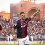 Orsolini esulta per il gol in Bologna-Como