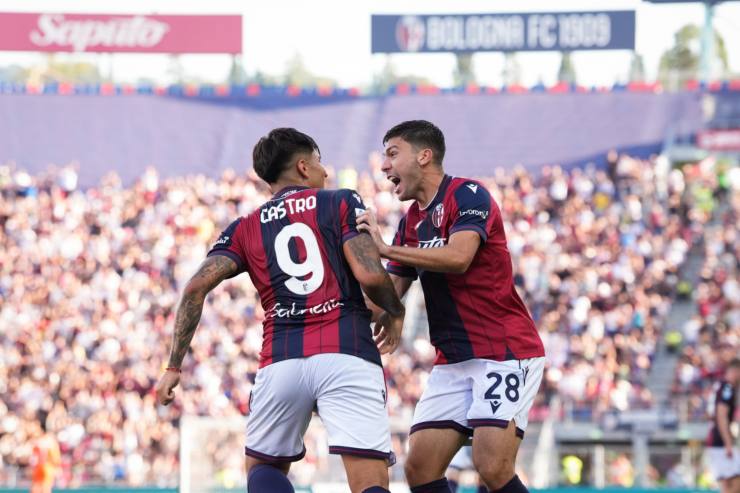 Cambiaghi e Castro esultano per un gol