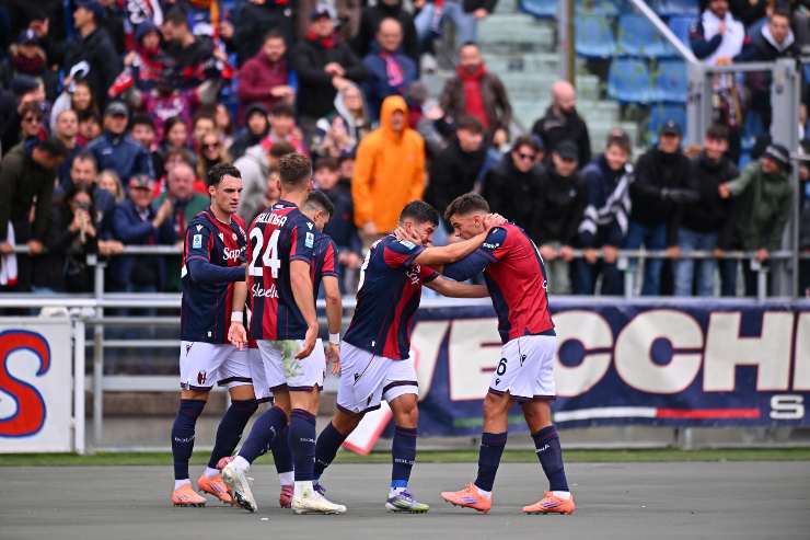 Bologna esulta dopo il gol