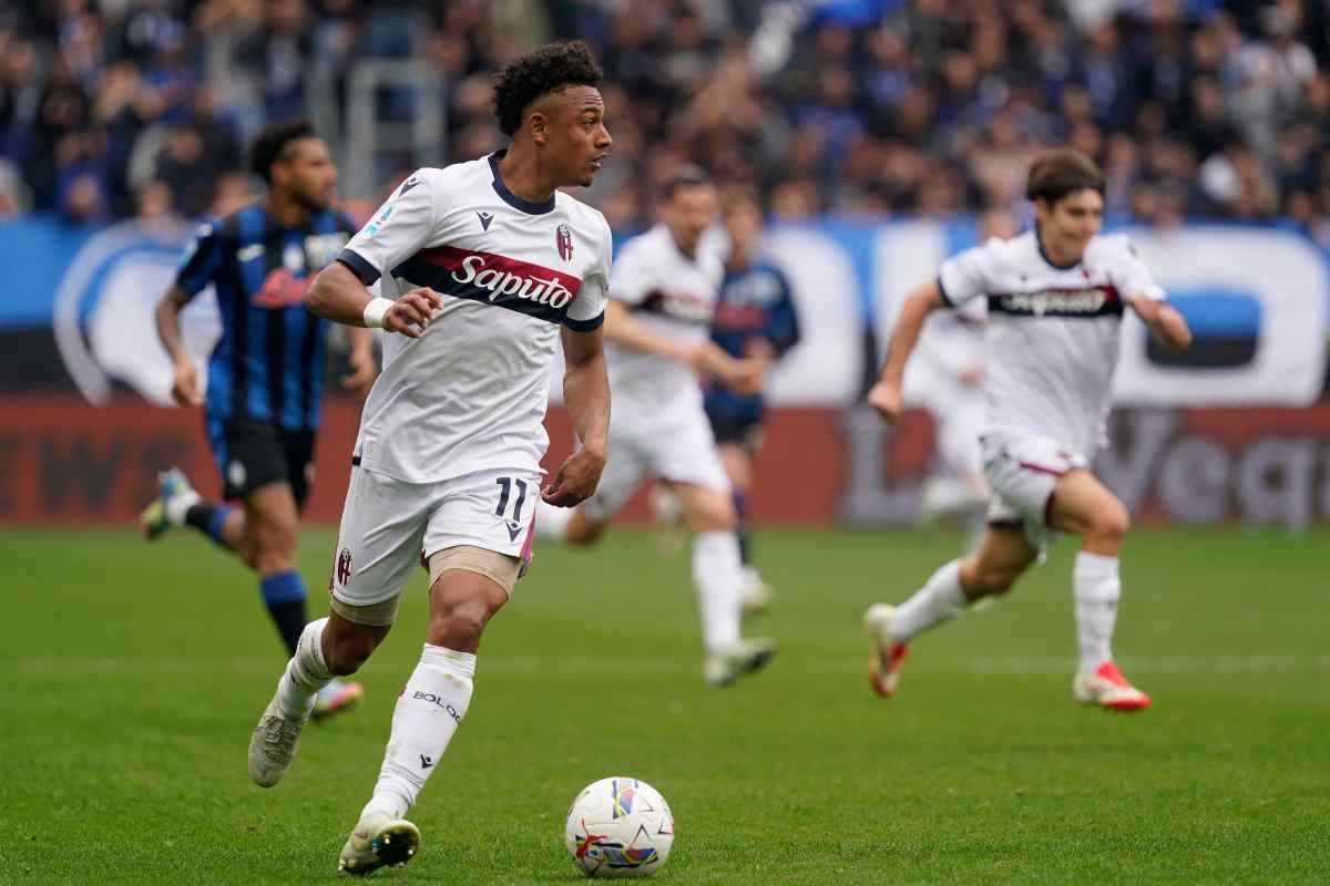 Ndoye con la maglia del Bologna