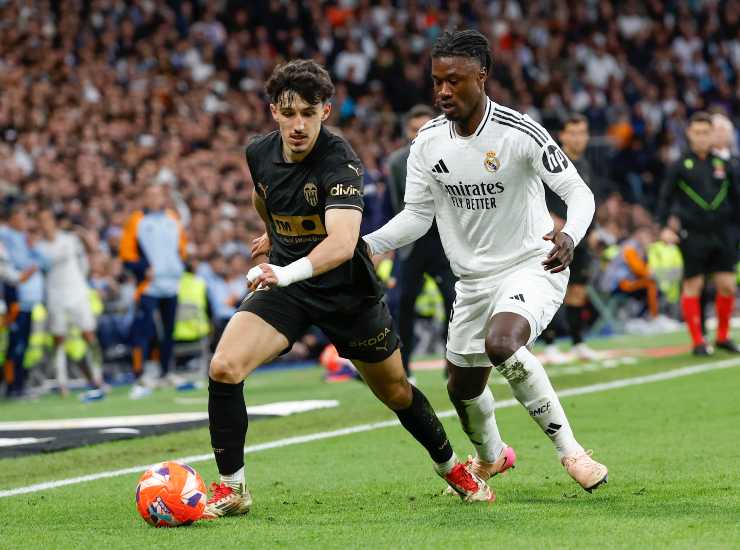 Camavinga durante una partita
