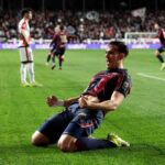 Carlos Espí esulta dopo un gol