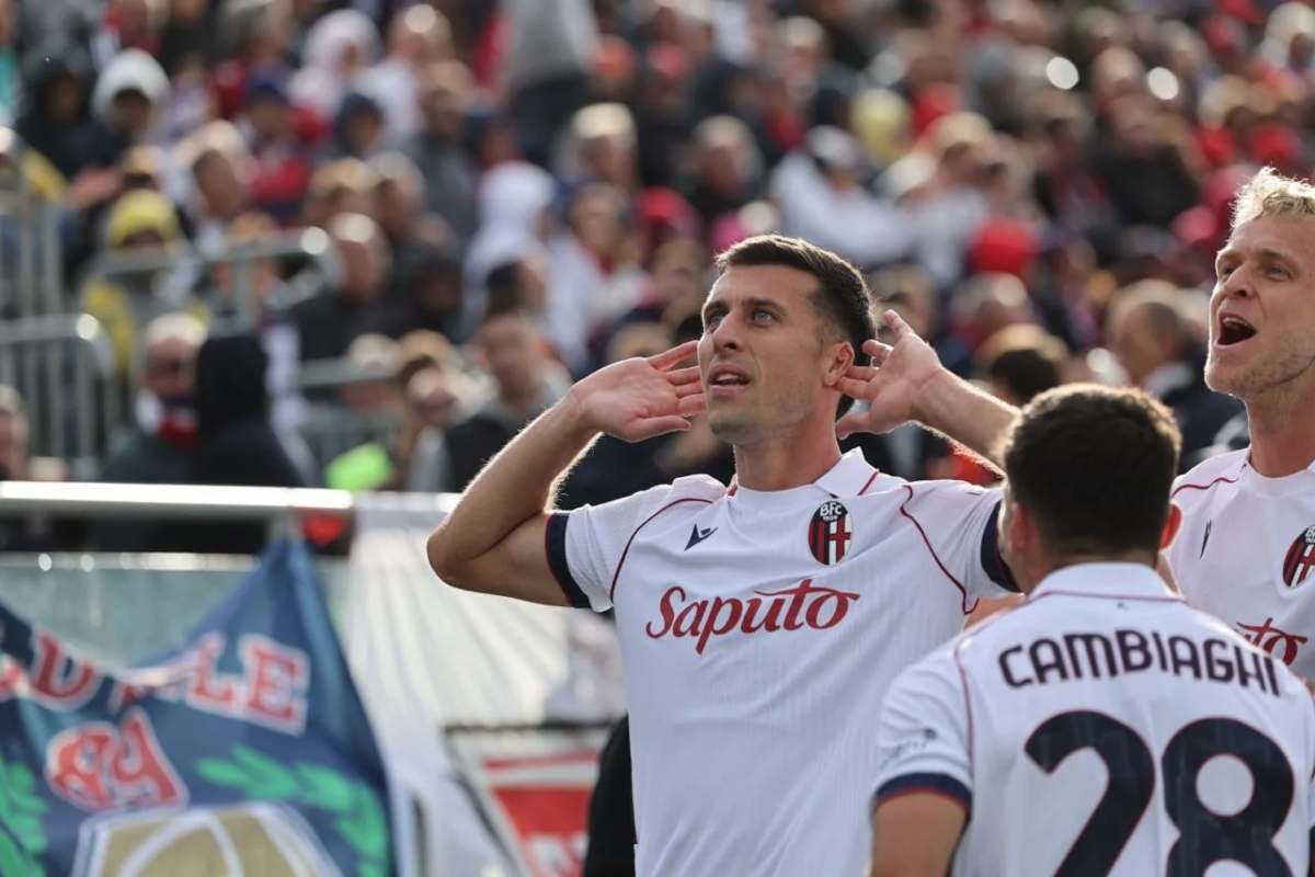 Casale esulta dopo il gol