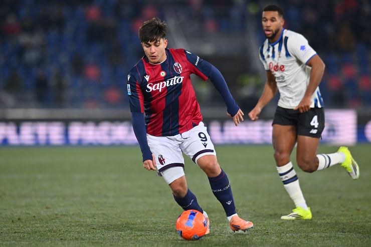 Santiago Castro of Bologna FC in action during the Serie A match between Bologna FC 1909 and Atalanta BC at Renato Dall'Ara Stadium on January 07, 2026 in Bologna, Italy.
