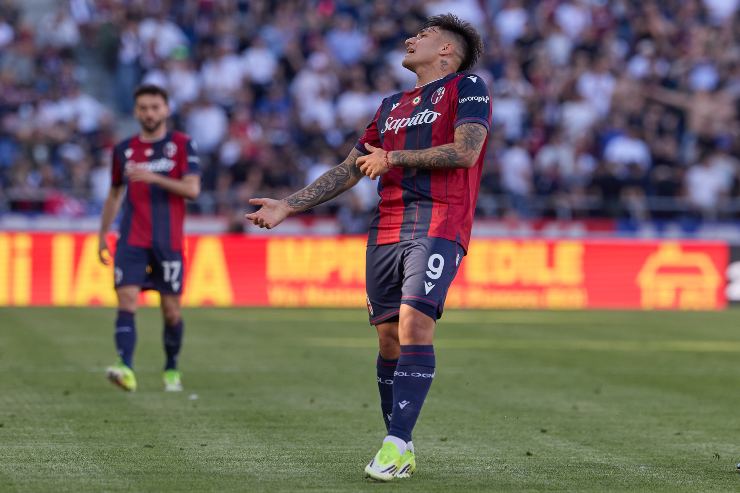  APRIL 25: Santiago Castro of Bologna FC reacts during the Serie A match between Bologna FC 1909 and AS Roma at Renato Dall'Ara Stadium on April 25, 2026 in Bologna, Italy. 