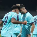 Orsolini e Castro esultano dopo una rete in Fiorentina Bologna