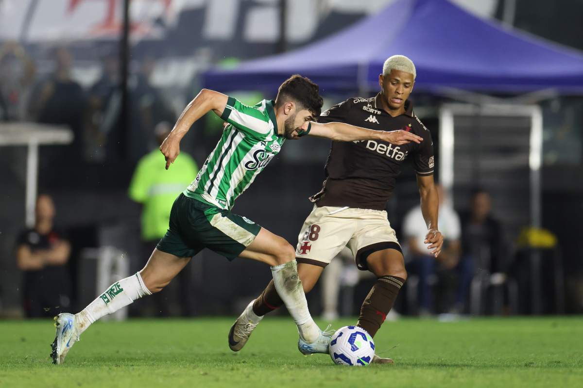 Cauan Barros in azione