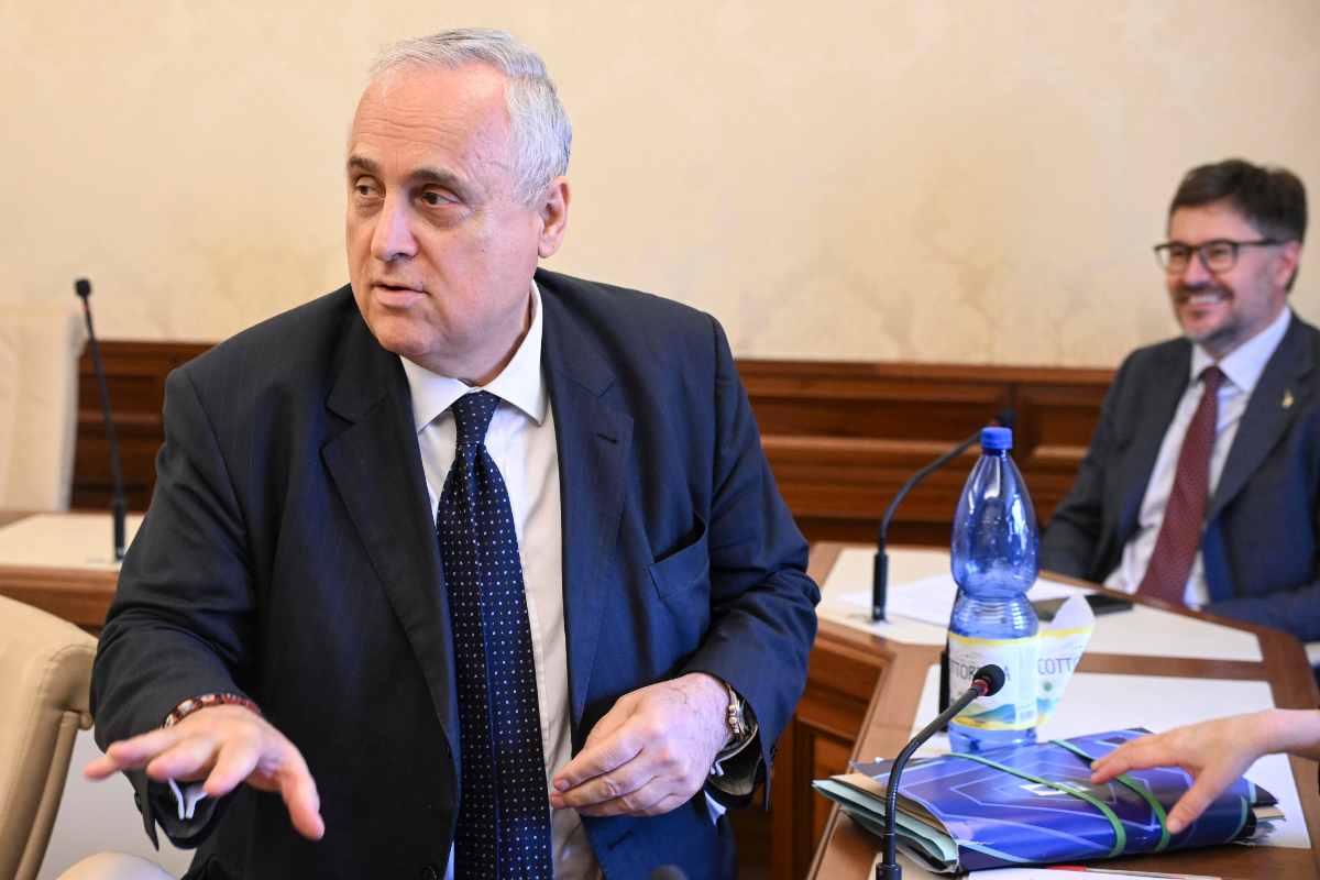 Claudio Lotito in primo piano
