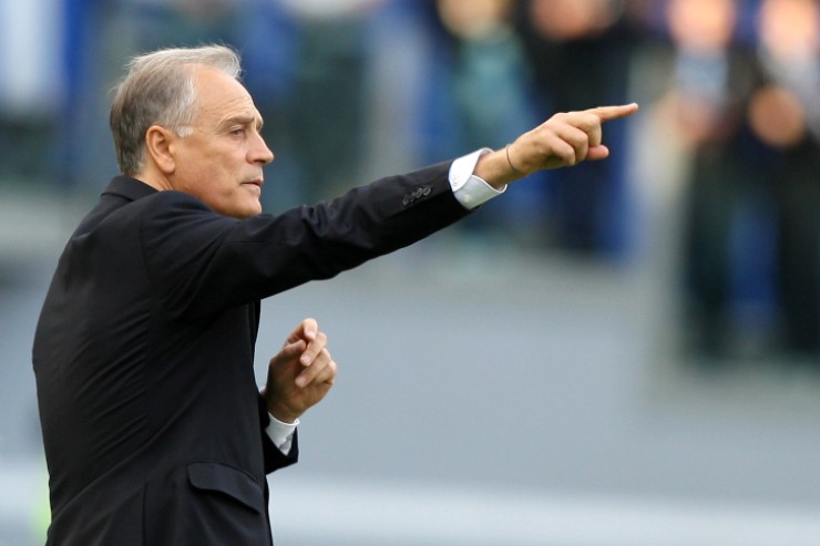 Head coach Franco Colomba of Parma FC looks on prior to the Serie A match between Parma FC and Catania Calcio at Stadio Ennio Tardini on December 21, 2011 in Parma, Italy.