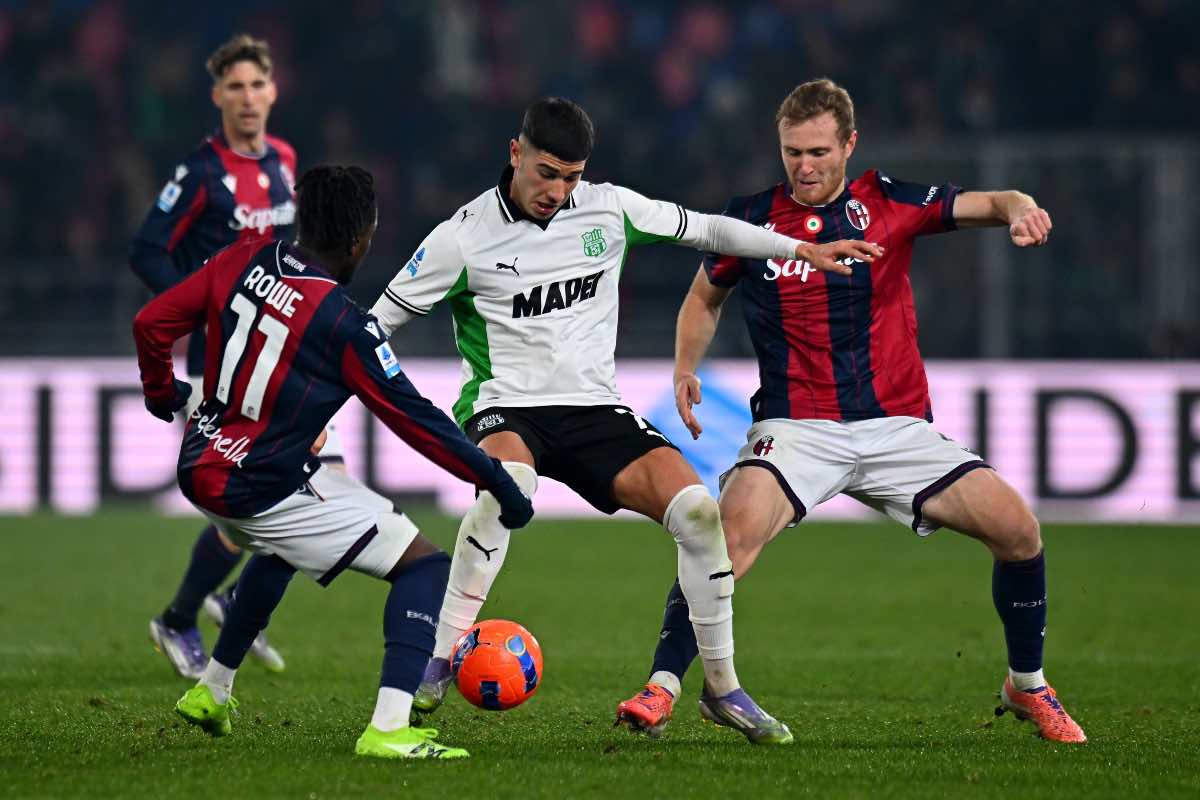 Cristian Volpato in azione durante Bologna-Sassuolo