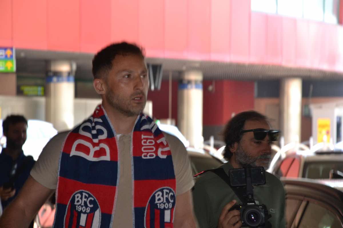 Domenico Tedesco all’aeroporto di Bologna