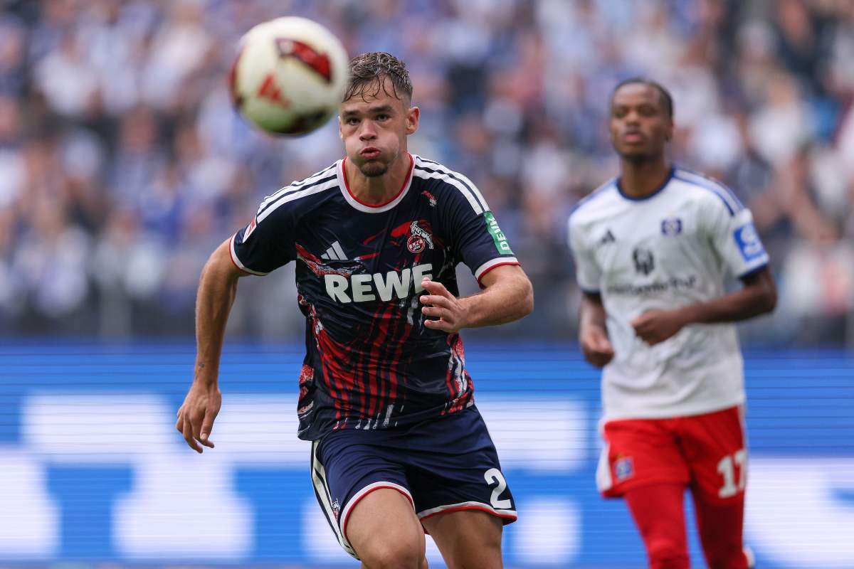 Dallinga in azione con la maglia del Colonia
