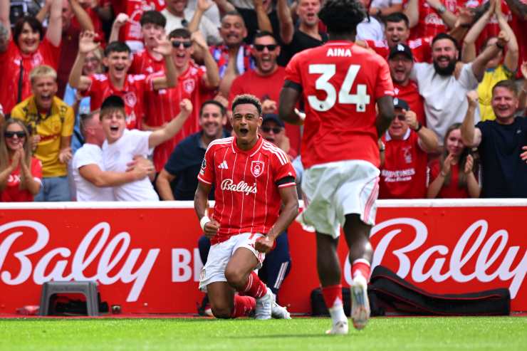 Dan Ndoye esulta dopo il gol