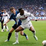 De Roon in pressing su Lucumí durante l’ultimo Atalanta-Bologna