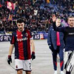 I calciatori del Bologna delusi dopo il ko contro la Juve