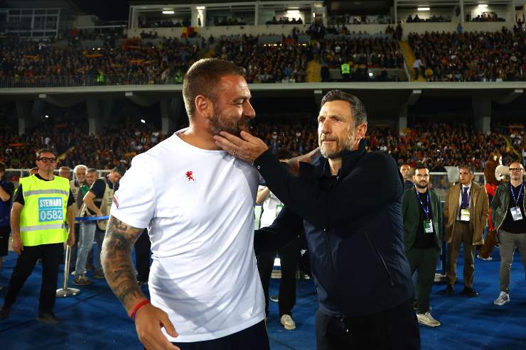 MAY 24: Head coach of Genoa CFC Daniele De Rossi and head coach of US LEcce Eusebio Di FRancesco during the Serie A match between US Lecce and Genoa CFC at Stadio Via del Mare on May 24, 2026 in Lecce, Italy.