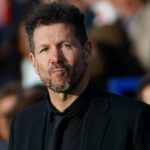 Diego Simeone in primo piano