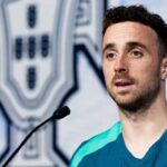 Diogo Jota in una conferenza stampa con il Portogallo