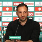 Domenico Tedesco in conferenza stampa ai tempi del Lipsia (2022)
