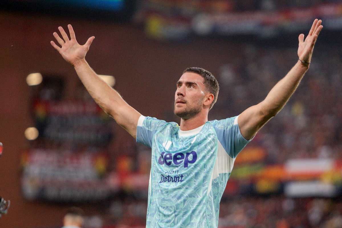 Vlahovic firma in Serie A: annuncio e Milan a mani vuote