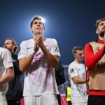 Helland con i suoi compagni