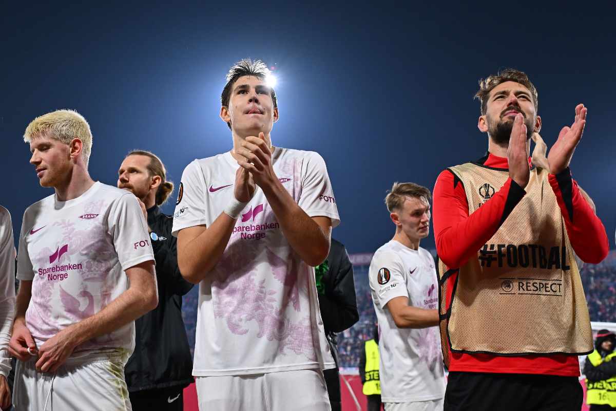 Helland con i suoi compagni