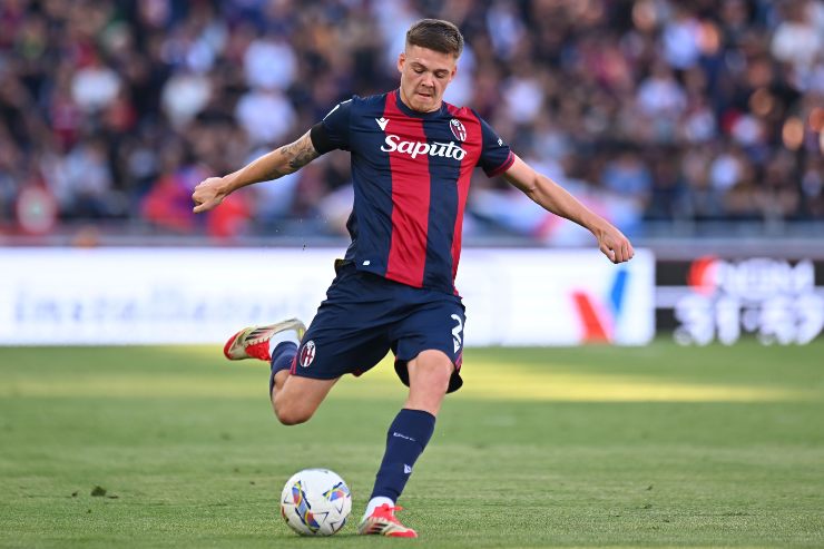 Emil Holm carica il tiro