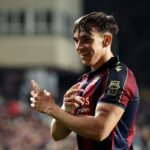 MADRID, SPAIN - MARCH 16: Carlos Espi of Levante UD celebrates scoring his team's first goal during the LaLiga EA Sports match between Rayo Vallecano de Madrid and Levante UD at Estadio de Vallecas on March 16, 2026 in Madrid, Spain.