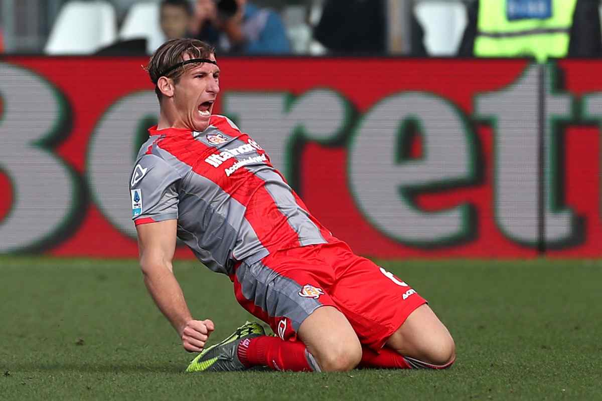 Baschirotto dopo il gol