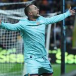 Bernardeschi esulta dopo il gol