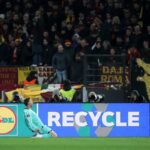 Bernardeschi esulta dopo il gol