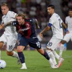 Bernardeschi conquista una punizione durante Bologna-Lazio
