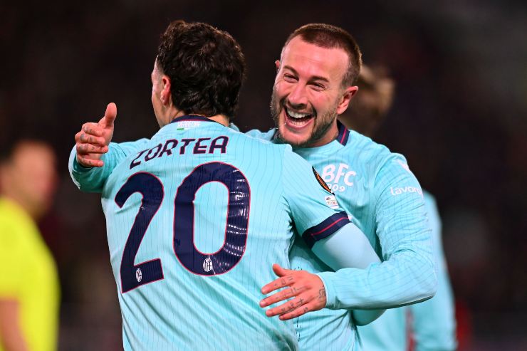 Bernardeschi e Zortea esultano per i gol