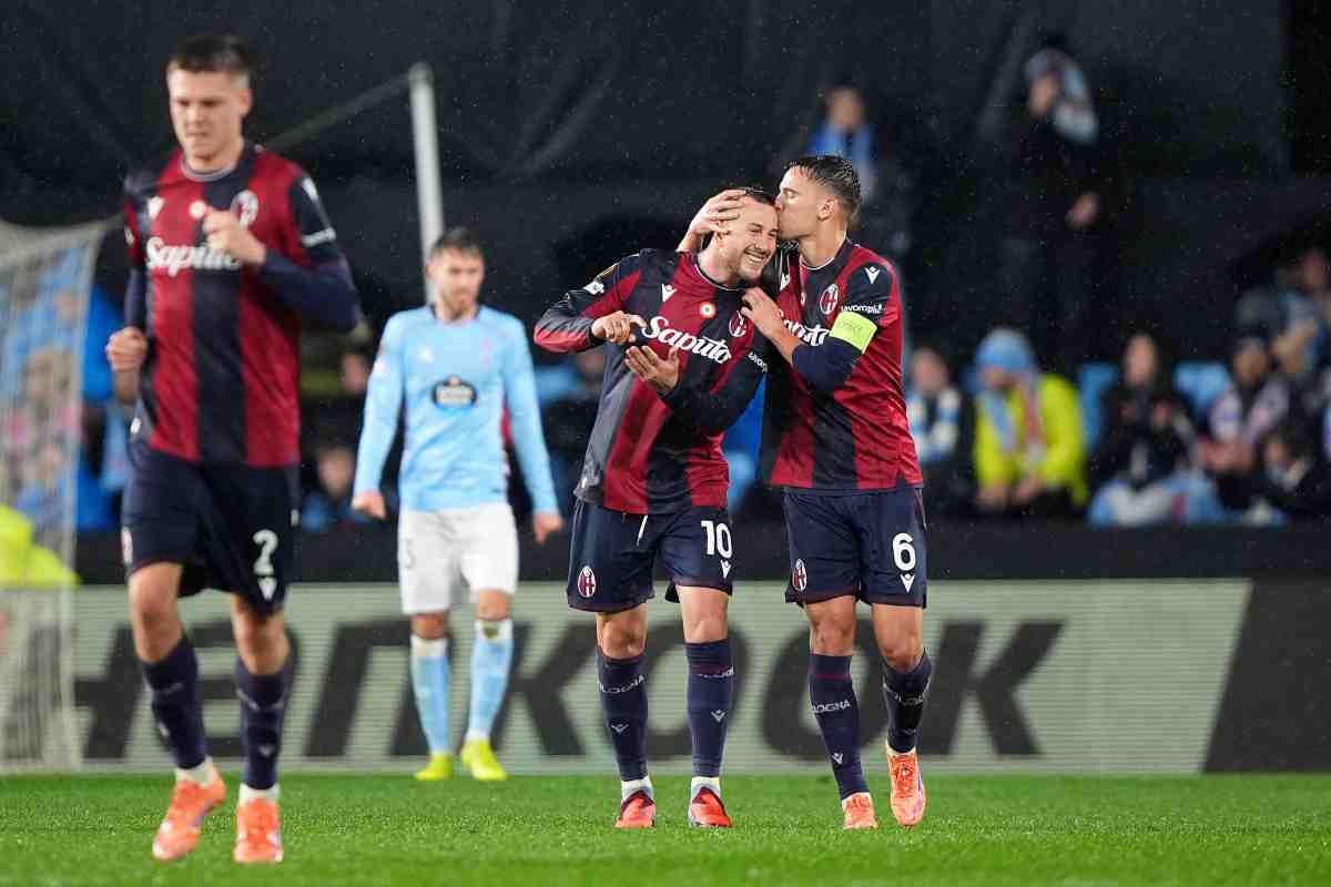 Bernardeschi che esulta insieme a Moro