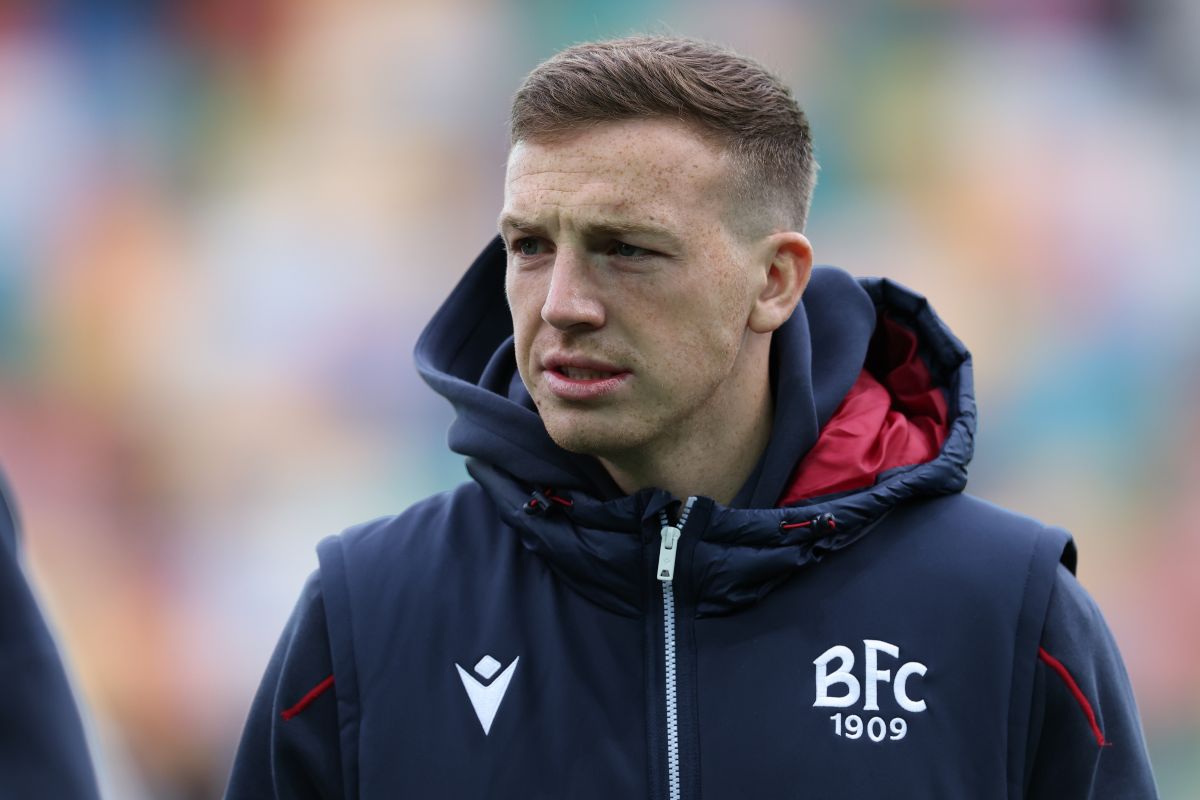 Lewis Ferguson of Bologna out on the pitch ahead of the Serie A match between Udinese Calcio and Bologna FC 1909 at Stadio Friuli on November 22, 2025 in Udine, Italy.